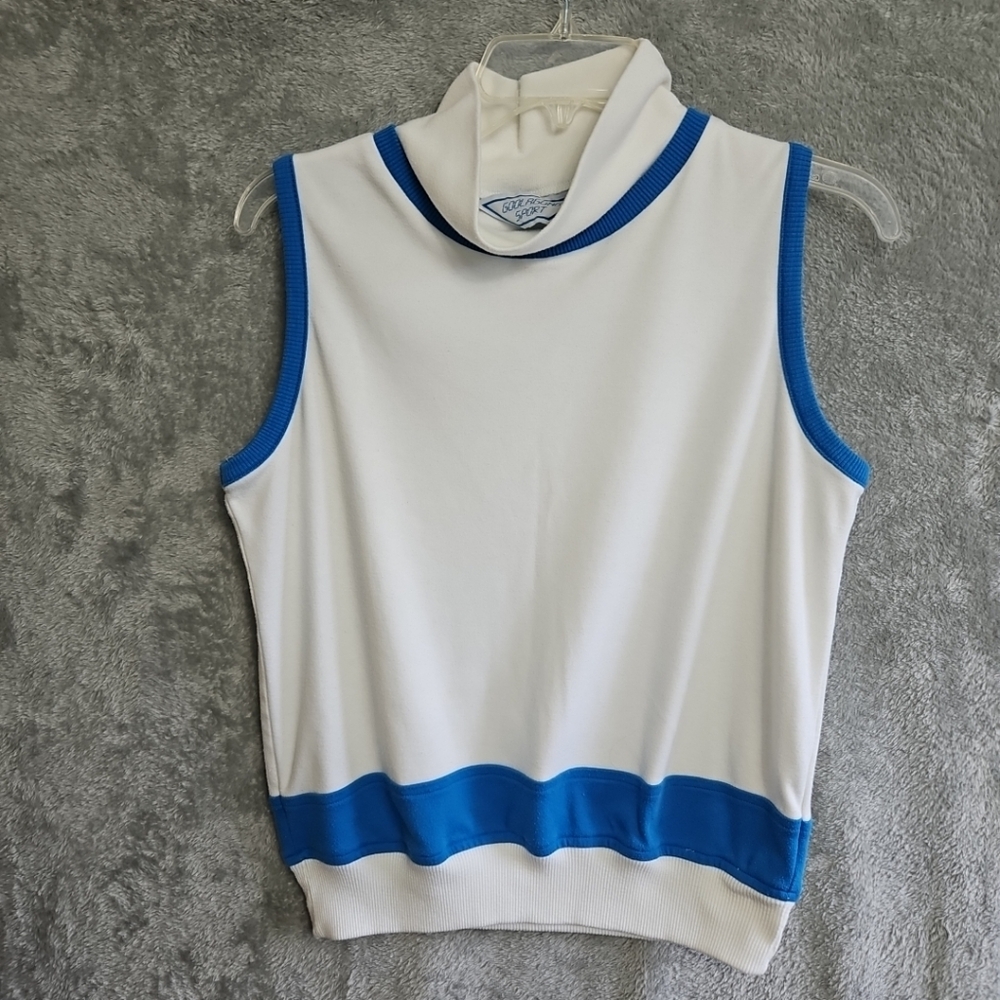 Goolagong White and Blue Sleeveless  Top with Trim Sz Med
